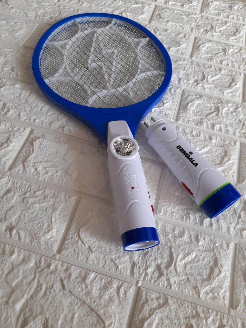 RAQUETA MATA MOSQUITOS BENGALA